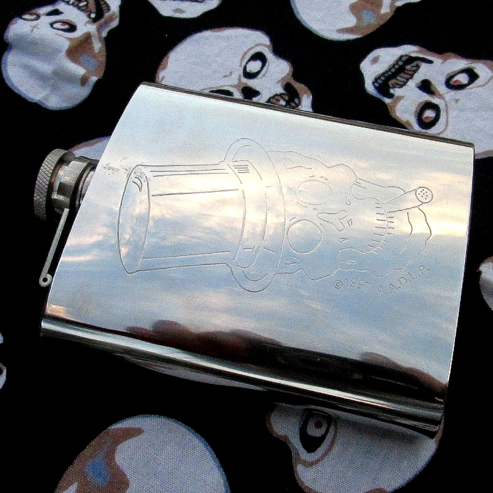Vintage Stainless Steel 8oz. Flask w/Tophat Skull